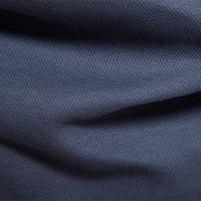 Moderno™ V-Neck Set 4